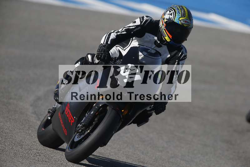 /Archiv-2024/02 29.01.-02.02.2024 Moto Center Thun Jerez/Gruppe gruen-green/134